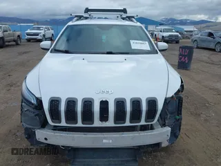 2017 Jeep Cherokee Latitude with VIN 1C4PJMCS7HW588228, listed as a IAAI auction lot 41839067 with 212,876 mi miles. Bid and sale history available at carsss.com. Image 13.