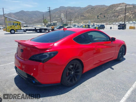 2013 Hyundai Genesis Coupe R-Spec with VIN KMHHU6KJ4DU103321, listed as a IAAI auction lot 42489780 with 84,354 mi miles and . Bid and sale history available at DreamBid. Image 4.