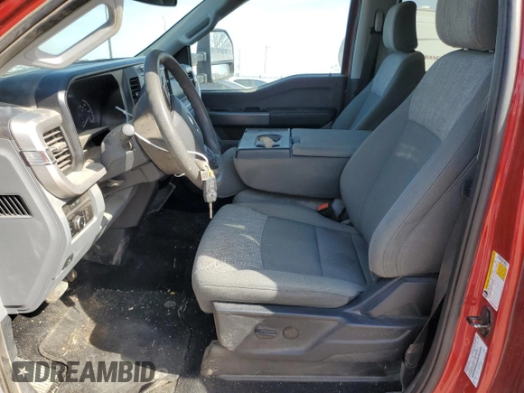 2023 Ford F-250 XL with VIN 1FT7W2BT0PEC05492, listed as a Copart auction lot 47969505 with 31,998 mi miles and Salvage title. Bid and sale history available at DreamBid. Image 7.