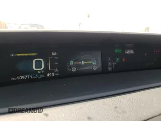 2018 Toyota Prius Two z VIN JTDKBRFU2J3058774, wystawiony jako Copart lot #58352045 z przebiegiem 109 711 mil mil oraz Szkoda całkowita • Salvage title. Historia ofert i sprzedaży dostępna na DreamBid. Obrazek 9.