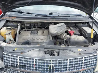 2007 Lincoln MKX with VIN 2LMDU88C07BJ16195, listed as a IAAI auction lot 42085655 with 228,615 mi miles. Bid and sale history available at carsss.com. Image 10.