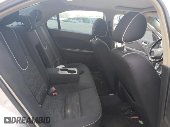 2012 Ford Fusion SE z VIN 3FAHP0HA6CR267682, wystawiony jako Copart lot #54476275 z przebiegiem 250 956 mil mil oraz Szkoda całkowita • Salvage title. Historia ofert i sprzedaży dostępna na DreamBid. Obrazek 10.