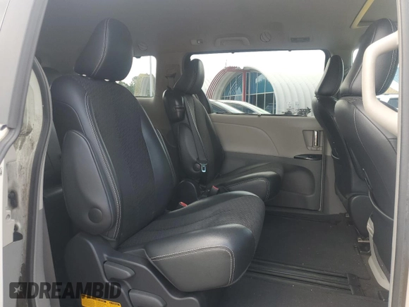 2013 Toyota Sienna SE с VIN 5TDXK3DC3DS315294, выставлен на аукционе Copart как лот 60732425 с пробегом 84 030 миль миль и Списание • Salvage title. История ставок и продаж доступна на DreamBid. Изображение 11.