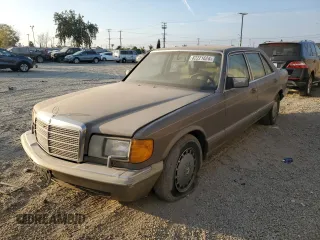 1989 Mercedes-Benz 420 with VIN WDBCA35E0KA476762, listed as a Copart auction lot 82221624 with 135,538 mi miles and Clean Title. Bid and sale history available at carsss.com. Image 1.