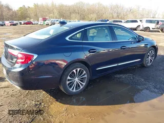 2017 Buick LaCrosse Essence with VIN 1G4ZP5SS4HU126375, listed as a IAAI auction lot 41988131 with 121,999 mi miles. Bid and sale history available at carsss.com. Image 4.
