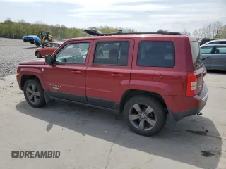 2014 Jeep Patriot Latitude with VIN 1C4NJRFB0ED658983, listed as a Copart auction lot 55024685 with 96,457 mi miles and Salvage Title. Bid and sale history available at carsss.com. Image 2.
