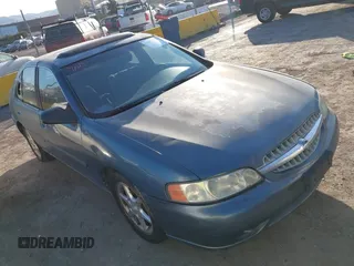 2001 Nissan Altima GXE with VIN 1N4DL01D91C223105, listed as a IAAI auction lot 41447253 with 196,021 mi miles. Bid and sale history available at carsss.com. Image 1.