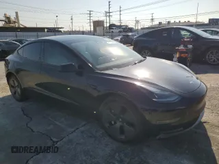 2023 Tesla Model 3 z VIN 5YJ3E1EA0PF646866, wystawiony jako Copart lot #42763275 z przebiegiem 24 382 mil mil oraz Szkoda całkowita • Salvage title. Historia ofert i sprzedaży dostępna na DreamBid. Obrazek 4.