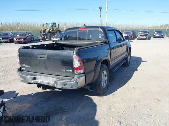 2015 Toyota Tacoma with VIN 5TFLU4EN2FX111971, listed as a IAAI auction lot 42055943 with 126,624 mi miles. Bid and sale history available at carsss.com. Image 4.