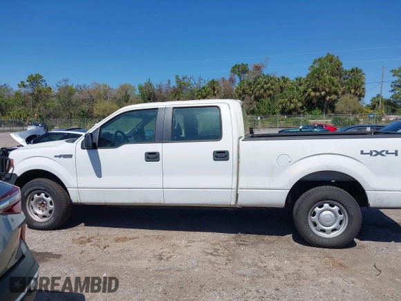 2014 Ford F-150 XL with VIN 1FTFW1EF6EKD72191, listed as a IAAI auction lot 41775271 with 72,945 mi miles. Bid and sale history available at carsss.com. Image 14.