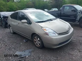 2004 Toyota Prius with VIN JTDKB22U840020629, listed as a IAAI auction lot 41917998 with 1 mi miles. Bid and sale history available at carsss.com. Image 1.