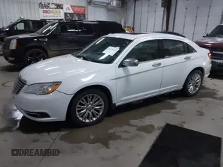 2011 Chrysler 200 Limited with VIN 1C3BC2FB6BN582927, listed as a IAAI auction lot 41015312 with 220,025 mi miles and . Bid and sale history available at DreamBid. Image 17.