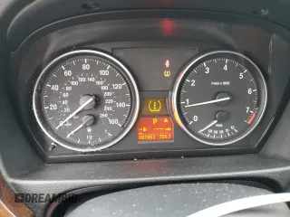 2010 BMW 3 Series 328i with VIN WBAPH7G55ANM53372, listed as a Copart auction lot 61075495 with 81,952 mi miles and Salvage title. Bid and sale history available at DreamBid. Image 9.