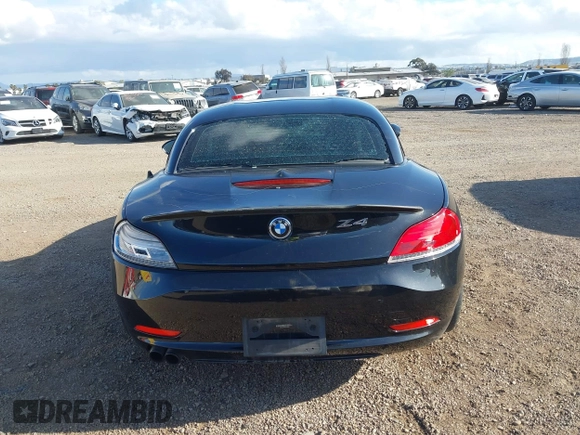 2012 BMW Z4 sDrive28i z VIN WBALL5C56CE716558, wystawiony jako IAAI lot #42065347 z przebiegiem 93 438 mil mil oraz . Historia ofert i sprzedaży dostępna na DreamBid. Obrazek 15.