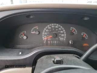 2000 Ford Econoline Cargo Recreational with VIN 1FDRE14LXYHA39870, listed as a Copart auction lot 41824065 with 112,028 mi miles and Salvage title. Bid and sale history available at DreamBid. Image 9.