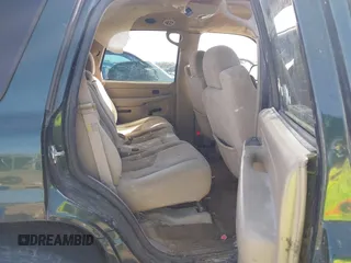 2004 Chevrolet Tahoe LS z VIN 1GNEC13V74J307523, wystawiony jako IAAI lot #41820407 z przebiegiem 237 728 mil mil oraz . Historia ofert i sprzedaży dostępna na DreamBid. Obrazek 8.