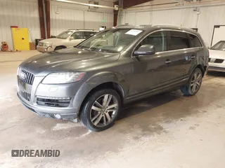 2014 Audi Q7 3.0T Premium Plus with VIN WA1LGAFE7ED004302, listed as a IAAI auction lot 41793547 with 157,351 mi miles. Bid and sale history available at carsss.com. Image 17.