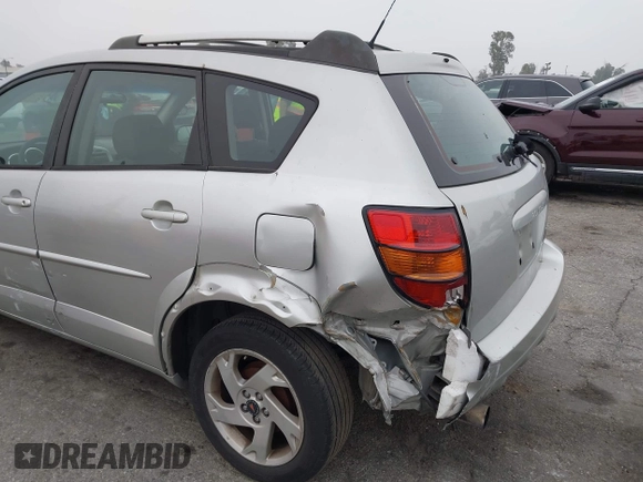 2003 Pontiac Vibe with VIN 5Y2SL62833Z438839, listed as a IAAI auction lot 41977690 with 234,670 mi miles. Bid and sale history available at carsss.com. Image 6.