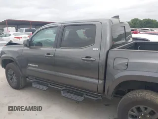 2023 Toyota Tacoma SR5 z VIN 3TMAZ5CN8PM201702, wystawiony jako IAAI lot #42060855 z przebiegiem 17 705 mil mil oraz . Historia ofert i sprzedaży dostępna na DreamBid. Obrazek 15.