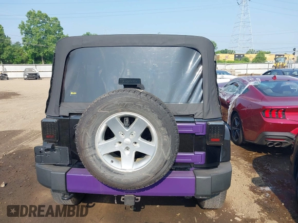 2014 Jeep Wrangler Unlimited Sahara with VIN 1C4BJWEG6EL217945, listed as a IAAI auction lot 42388477 with 61,739 mi miles and . Bid and sale history available at DreamBid. Image 17.