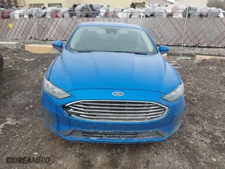 2019 Ford Fusion Hybrid SE with VIN 3FA6P0LUXKR131563, listed as a IAAI auction lot 41448736 with 165,440 mi miles. Bid and sale history available at carsss.com. Image 12.