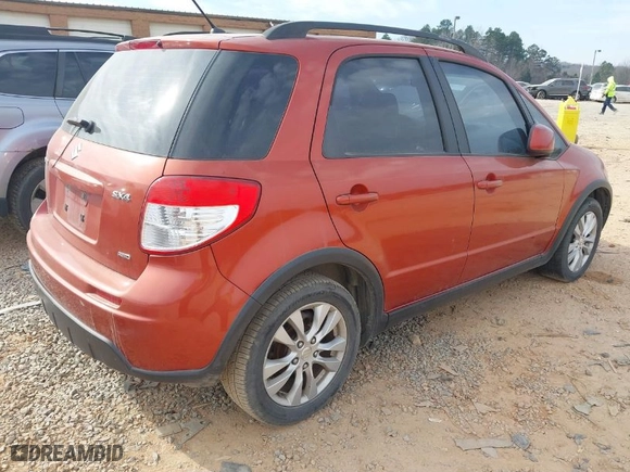 2013 Suzuki SX4 Crossover with VIN JS2YB5A35D6100302, listed as a IAAI auction lot 41566822 with 126,344 mi miles. Bid and sale history available at carsss.com. Image 4.