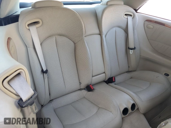 2005 Mercedes-Benz CLK 320 with VIN WDBTK65JX5F144573, listed as a Copart auction lot 82490314 with 164,811 mi miles and Clean Title. Bid and sale history available at DreamBid. Image 10.