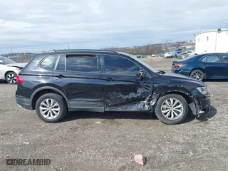 2020 Volkswagen Tiguan S with VIN 3VV0B7AX4LM043693, listed as a IAAI auction lot 41744269 with 87,758 mi miles. Bid and sale history available at carsss.com. Image 6.