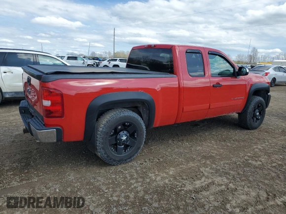 2007 Chevrolet Silverado 1500 1LT with VIN 1GCEK19007Z571437, listed as a Copart auction lot 55155565 with 218,138 mi miles and Clean Title. Bid and sale history available at DreamBid. Image 3.