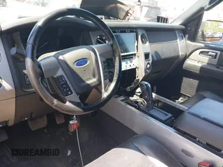 2017 Ford Expedition Limited z VIN 1FMJU2AT7HEA11522, wystawiony jako IAAI lot #42081066 z przebiegiem Nie podano mil oraz . Historia ofert i sprzedaży dostępna na DreamBid. Obrazek 19.