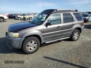 2006 Ford Escape XLT with VIN 1FMCU93176KA17929, listed as a Copart auction lot 49706965 with 256,268 mi miles and Salvage Title. Bid and sale history available at carsss.com. Image 1.