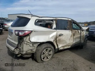 2015 Chevrolet Traverse LT z VIN 1GNKRHKD8FJ217786, wystawiony jako Copart lot #41459254 z przebiegiem Nie podano mil oraz Szkoda całkowita • Salvage title. Historia ofert i sprzedaży dostępna na DreamBid. Obrazek 3.