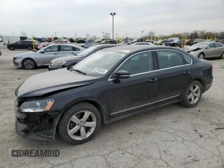2014 Volkswagen Passat SE z VIN 1VWBN7A31EC039436, wystawiony jako Copart lot #52783435 z przebiegiem 130 559 mil mil oraz Szkoda całkowita • Salvage title. Historia ofert i sprzedaży dostępna na DreamBid. Obrazek 1.