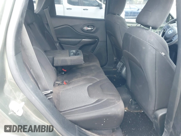 2020 Jeep Cherokee Latitude с VIN 1C4PJLCB5LD581311, выставлен на аукционе IAAI как лот 42509499 с пробегом 105 831 миль миль и . История ставок и продаж доступна на DreamBid. Изображение 8.