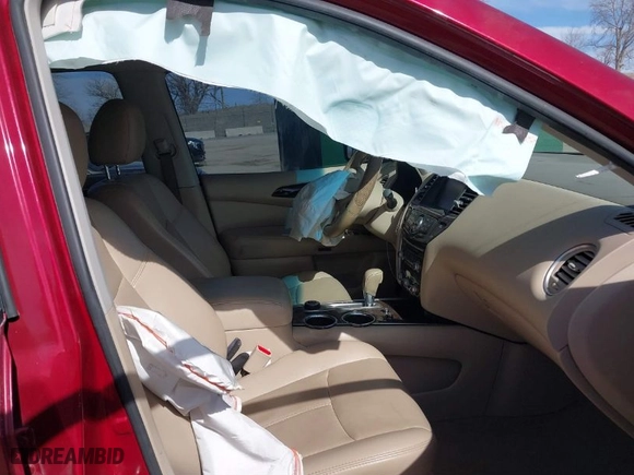 2015 Nissan Pathfinder Platinum with VIN 5N1AR2MM9FC693611, listed as a IAAI auction lot 41651847 with 84,340 mi miles. Bid and sale history available at carsss.com. Image 5.