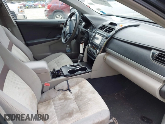 2012 Toyota Camry L with VIN 4T1BF1FKXCU134996, listed as a IAAI auction lot 42054535 with 185,391 mi miles. Bid and sale history available at carsss.com. Image 5.