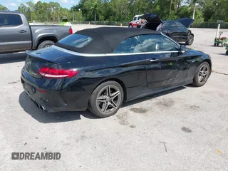 2019 Mercedes-Benz C 43 AMG z VIN WDDWK6EB6KF806576, wystawiony jako IAAI lot #42512426 z przebiegiem 44 848 mil mil oraz . Historia ofert i sprzedaży dostępna na DreamBid. Obrazek 4.