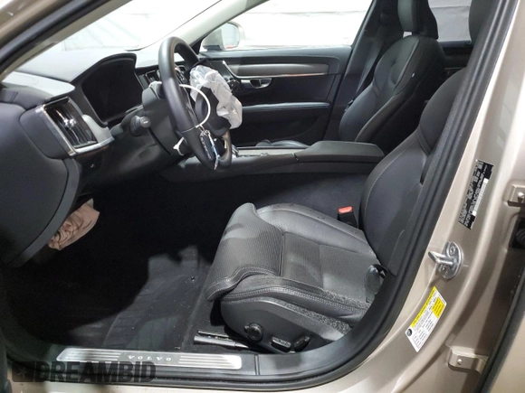 2023 Volvo V90 Ultimate with VIN YV4062NC5P1165587, listed as a Copart auction lot 57703405 with 27,860 mi miles and Salvage title. Bid and sale history available at DreamBid. Image 7.
