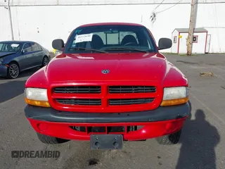 1999 Dodge Dakota SLT with VIN 1B7GG22XXXS290116, listed as a IAAI auction lot 41372636 with 132,112 mi miles and . Bid and sale history available at carsss.com. Image 12.
