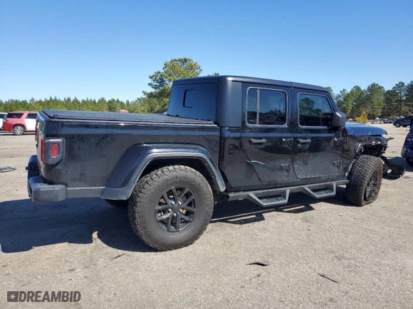 2021 Jeep Gladiator Sport S with VIN 1C6JJTAG5ML606050, listed as a Copart auction lot 45221215 with 43,529 mi miles and Salvage Title. Bid and sale history available at carsss.com. Image 3.