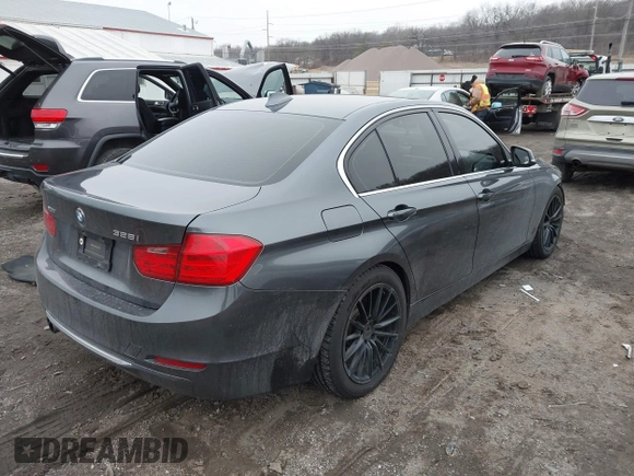 2013 BMW 3 Series 328i xDrive with VIN WBA3B5G50DNS02204, listed as a IAAI auction lot 41522572 with 1 mi miles. Bid and sale history available at carsss.com. Image 4.