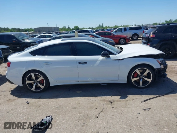 2024 Audi A5 Sportback S line Premium Plus z VIN WAUFACF52RA118986, wystawiony jako IAAI lot #41962998 z przebiegiem 2 089 mil mil oraz . Historia ofert i sprzedaży dostępna na DreamBid. Obrazek 13.
