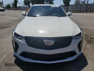 2023 Cadillac CT4-V Blackwing z VIN 1G6DL5RP1P0410633, wystawiony jako Copart lot #67655604 z przebiegiem 8476 mil mil oraz Szkody całkowita. Historia ofert i sprzedaży dostępna na DreamBid. Obrazek 5.