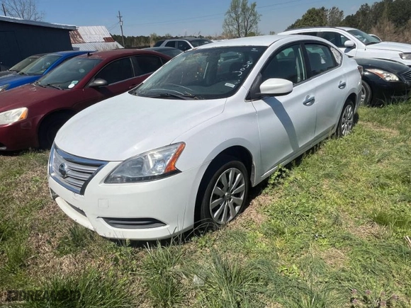 2014 Nissan Sentra SV with VIN 3N1AB7AP9EY308190, listed as a IAAI auction lot 41907552 with 1 mi miles. Bid and sale history available at carsss.com. Image 2.
