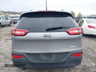 2016 Jeep Cherokee Latitude with VIN 1C4PJMCB4GW183037, listed as a IAAI auction lot 42003716 with 138,843 mi miles and . Bid and sale history available at DreamBid. Image 15.