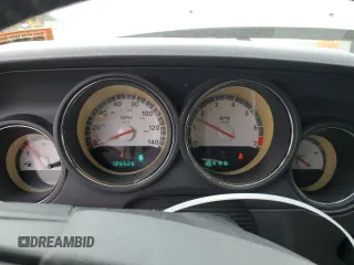 2010 Dodge Challenger SE z VIN 2B3CJ4DV6AH103431, wystawiony jako Copart lot #53477725 z przebiegiem 126 526 mil mil oraz Szkoda całkowita • Salvage title. Historia ofert i sprzedaży dostępna na DreamBid. Obrazek 9.