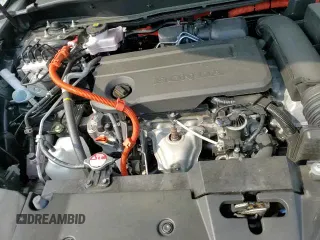 2023 Honda CR-V Sport z VIN 7FARS6H53PE019078, wystawiony jako Copart lot #67972455 z przebiegiem 15 722 mil mil oraz Szkoda całkowita • Salvage title. Historia ofert i sprzedaży dostępna na DreamBid. Obrazek 15.
