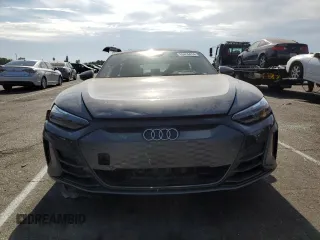 2023 Audi e-tron GT Premium Plus z VIN WAUFJBFW2P7005195, wystawiony jako Copart lot #65416414 z przebiegiem 6499 mil mil oraz Szkody całkowita. Historia ofert i sprzedaży dostępna na DreamBid. Obrazek 5.