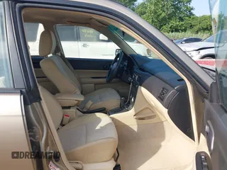 2008 Subaru Forester X with VIN JF1SG63638H719558, listed as a IAAI auction lot 42811118 with 140,017 mi miles and . Bid and sale history available at DreamBid. Image 5.