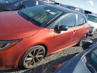 2020 Toyota Corolla Hatchback XSE with VIN JTNC4RBE6L3102514, listed as a Copart auction lot 74237394 with 0 mi miles and Non Repairable. Bid and sale history available at carsss.com. Image 1.